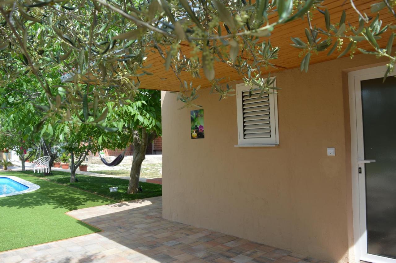 Studio Apartments Luka Biograd - Benkovac Extérieur photo